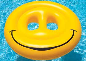 Swimline Smiley Face Fun Island 101256