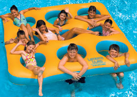Swimline Labyrinth Inflatable Pool Island 101496
